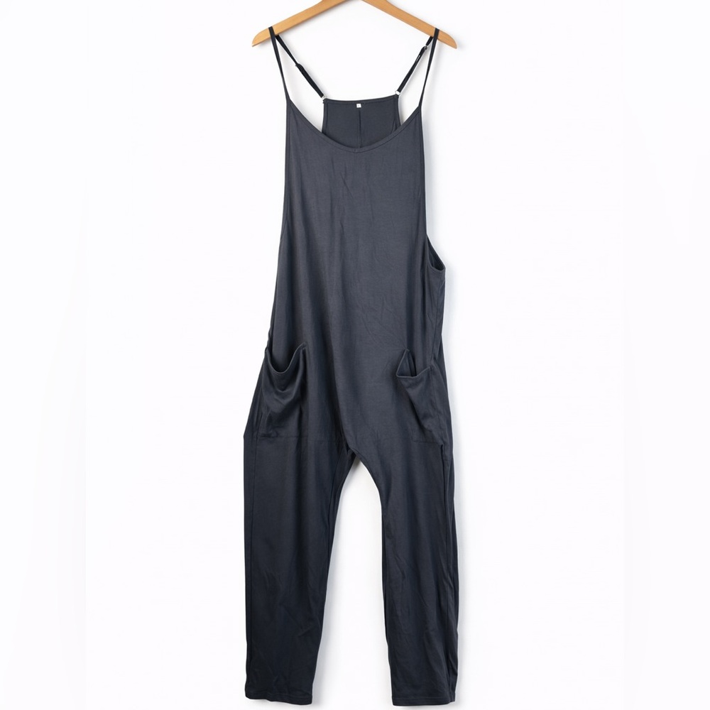 Amazon Gray Jumpsuit with Pockets NWT